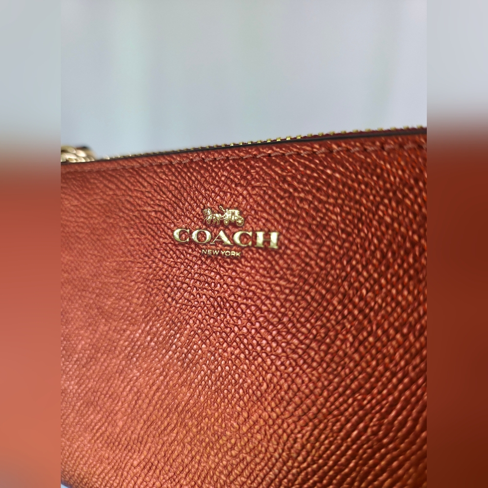 Coach Leather Wristlet Corner Zip Metallic Red Cherry Maroon Rust Wallet Clutch - Picture 6 of 10